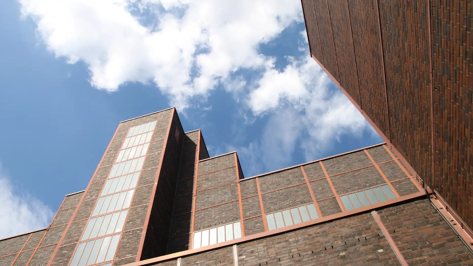 Hotels near Red Dot Design Museum