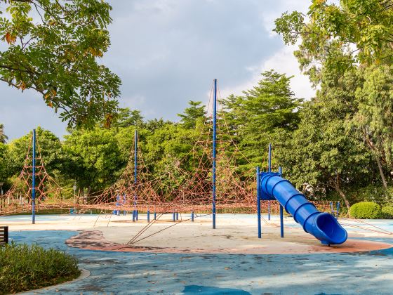 海珠児童公園（北門）