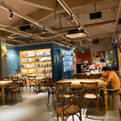 鹿森书店(上下杭店) User Photo