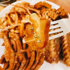 上和園滷味 User Photo