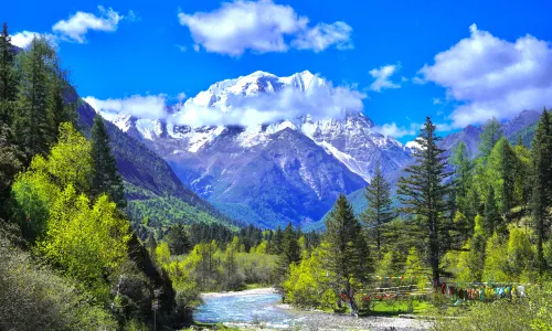 Yala Snow Mountain