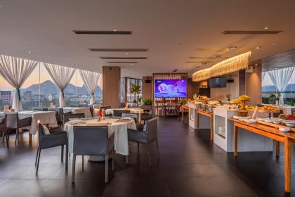 ZUI Lijiang River Scenic Restaurant