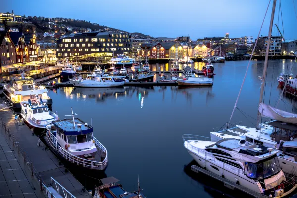 Hotels near Northpoint of Tromso