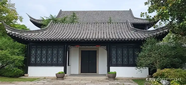 Hotels near Huijingyuan