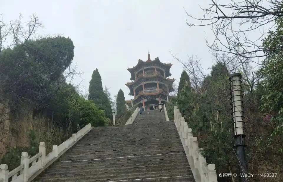 Hotels near Gaoyangshan Mountain