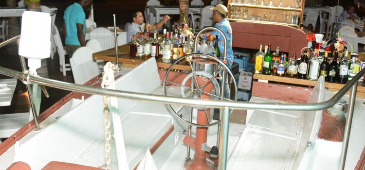 Castaways Conch Bar