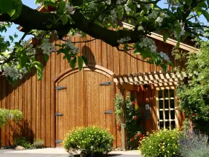 De La Montanya Winery