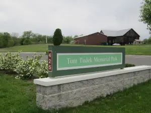 トム・チューデック記念公園