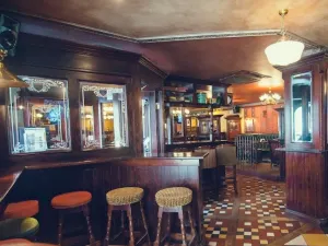 Punch & Judy Pub