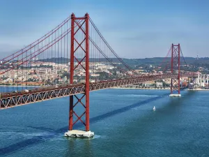 25th of April Bridge