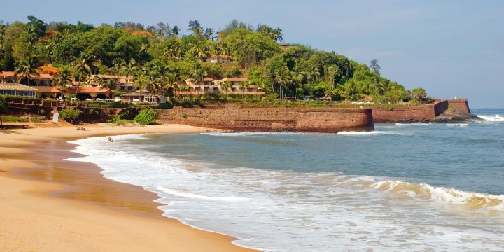 Sinquerim Beach