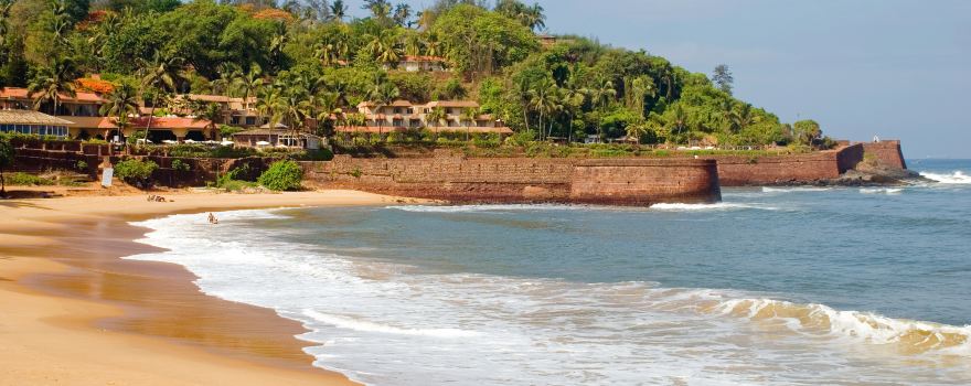 Sinquerim Beach
