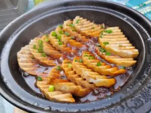 Popular Local Restaurants in Bole