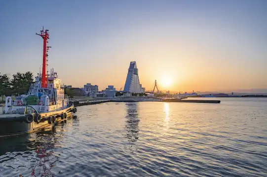 青森港附近的飯店