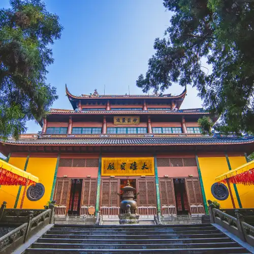 霊隠寺