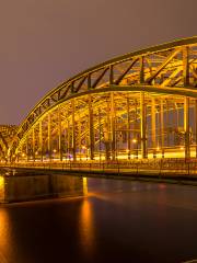 Hohenzollernbrücke