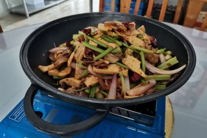 布依酒楼
