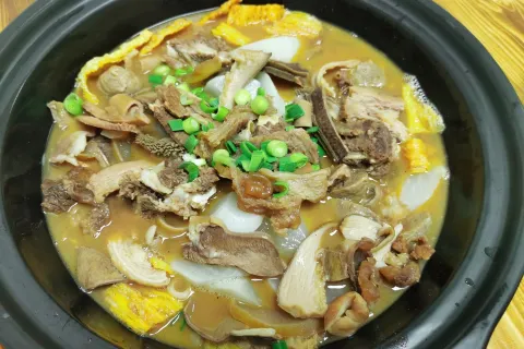 瓊菜王美食村