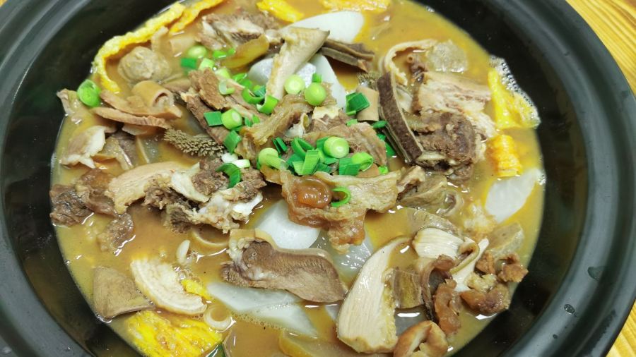 Qiong Cai Wang Gourmet Village