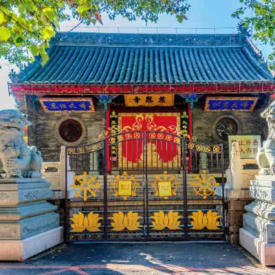 Baoji Palace 주변 호텔