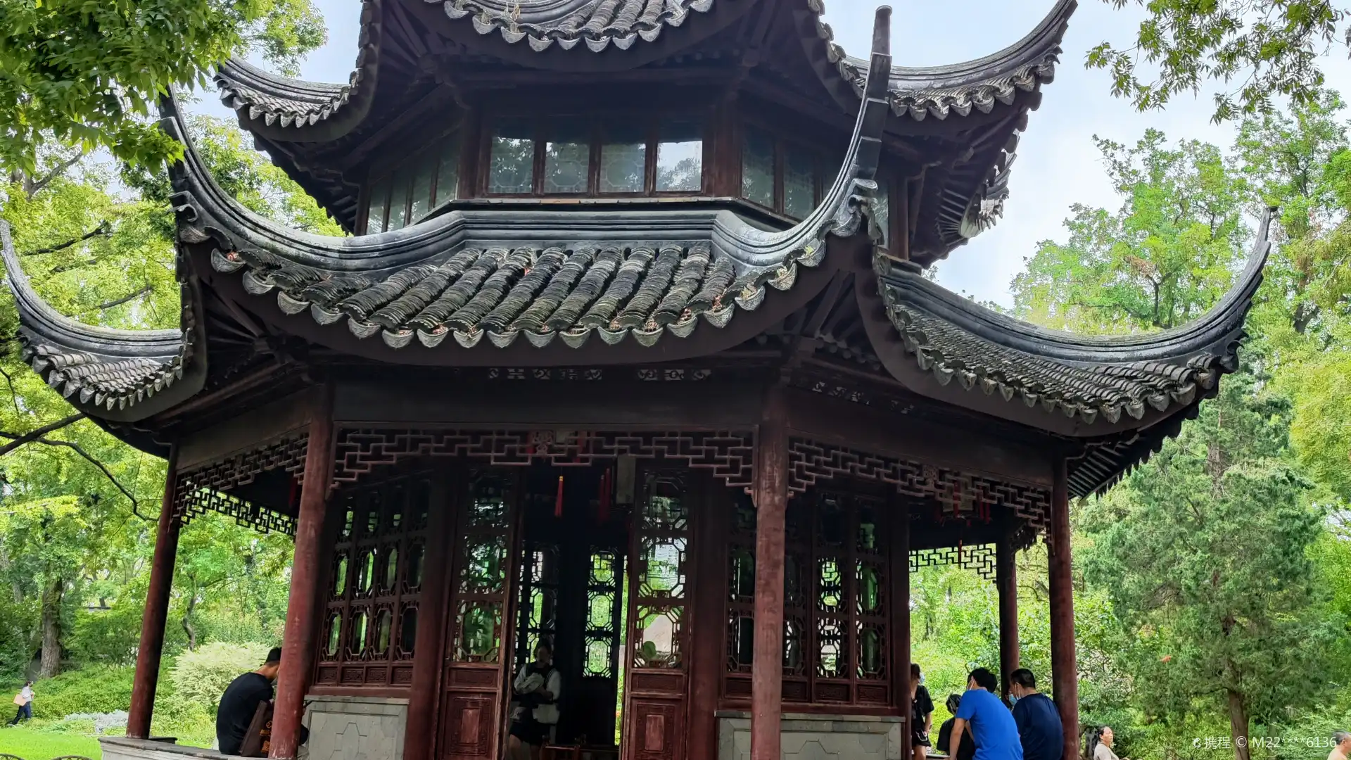 Hotels near Tianquan Pavilion