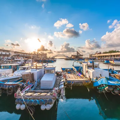 Отели рядом с достопримечательностью «Linkou Forest Road»