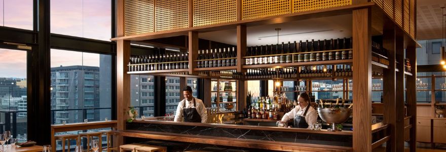 Koomo Restaurant & Bar