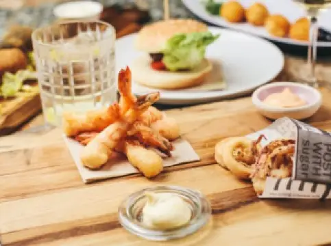 G-wine Bar And Grill