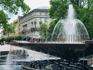 Fountain Square on Vicheva