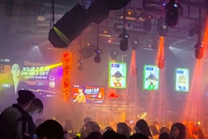 YOLO SINGING AND DANCING CLUB