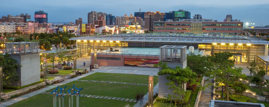 HSR Taoyuan Station Plaza