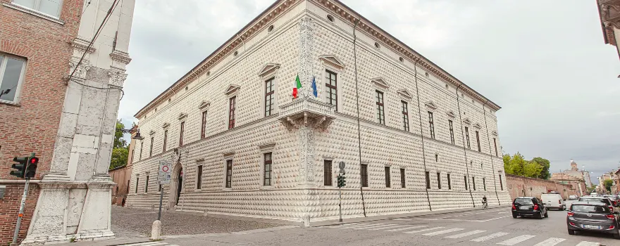 Diamanti Palace