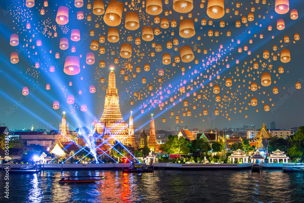Wat Arun's Loi Krathong | Bangkok