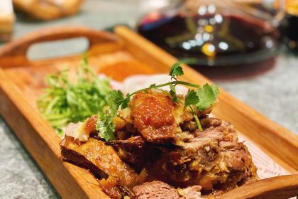 納瓦新疆音樂餐廳（銀都店）