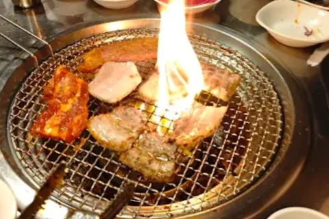 moon bbq