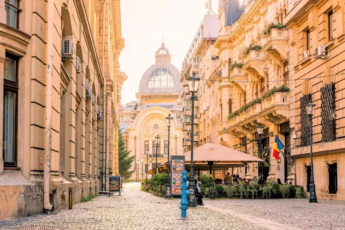 Hotels near Old Town
