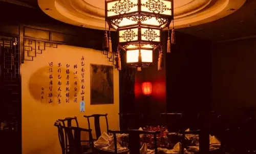 聚翁品味·非遗肥鱼(万达广场店)