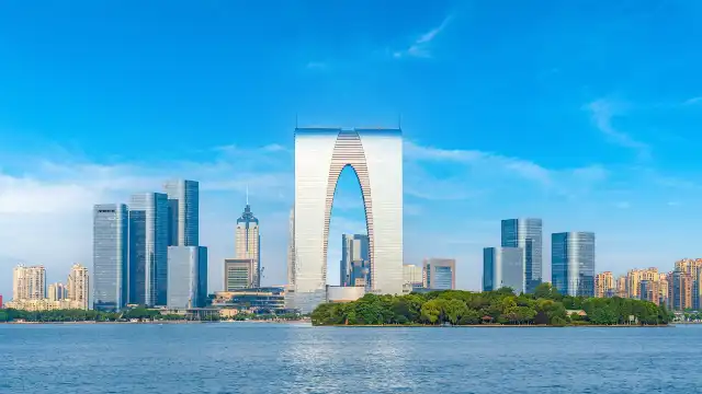 Jinji Lake