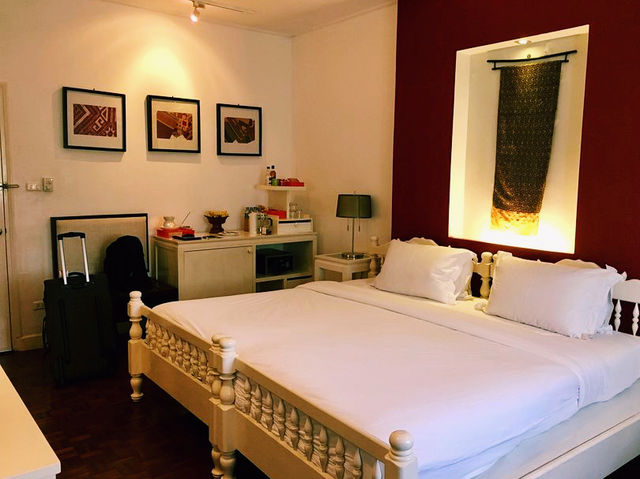 Hotel details and elements on fleck 