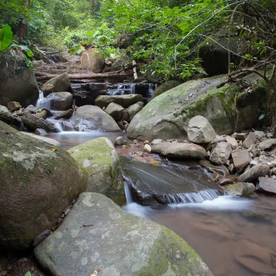 Пляж Отели в г. Дунсин