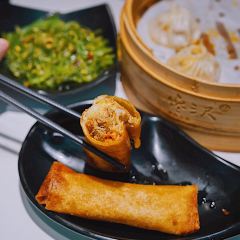 馋三尺蟹粉小笼(南京东路店) User Photo