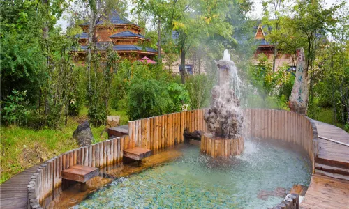 Baoyu Longhua (Tianmu) Hotspring