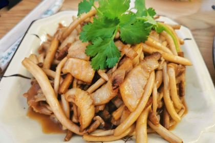 肇兴侗寨伴山精品民宿·南粤厨娘