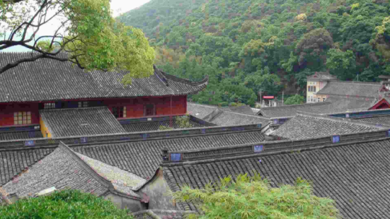 Top of Nine Peaks, Tiantong Temple