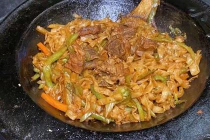 小河套铁锅焖面(乐汇店)