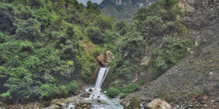 Shennongguxishui Waterfall