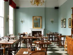 Drapers Arms