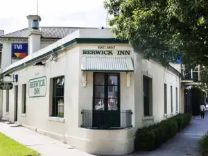 Berwick Inn Hotel