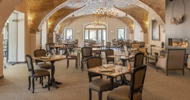 Chateau La Robeyere Restaurant