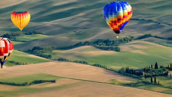 Mediaballoons Ballooning in Tuscany